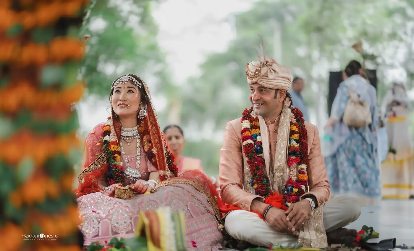 Traditional wedding decor